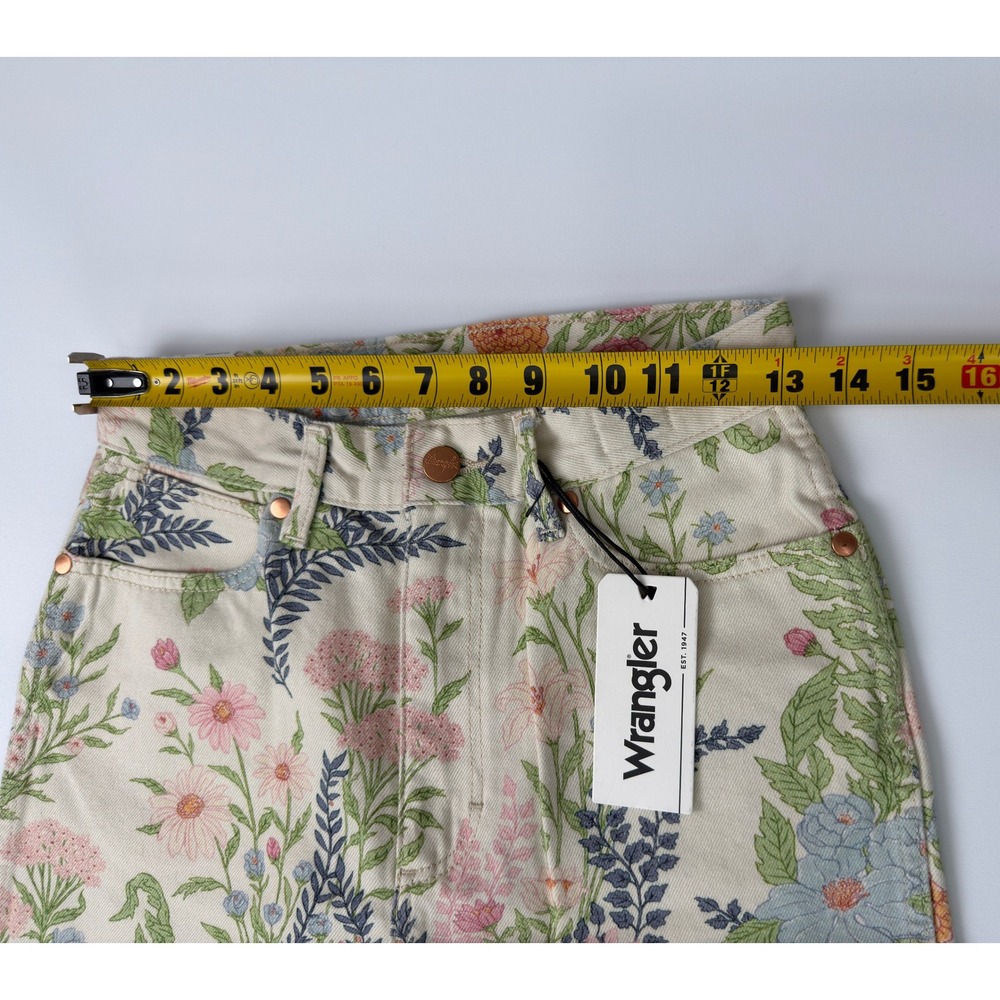 Wrangler Floral Flare Jeans Womens 27 Cream Botanical Print 70s Boho Bell Bottom - Picture 15 of 16